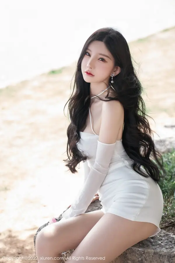 Vol. 05271 周于希Sally(90P)