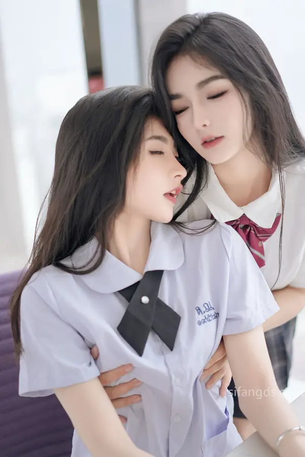 Vol. 1057 鱼尾fish&谭小灵《私购流出》(116P + 1V)