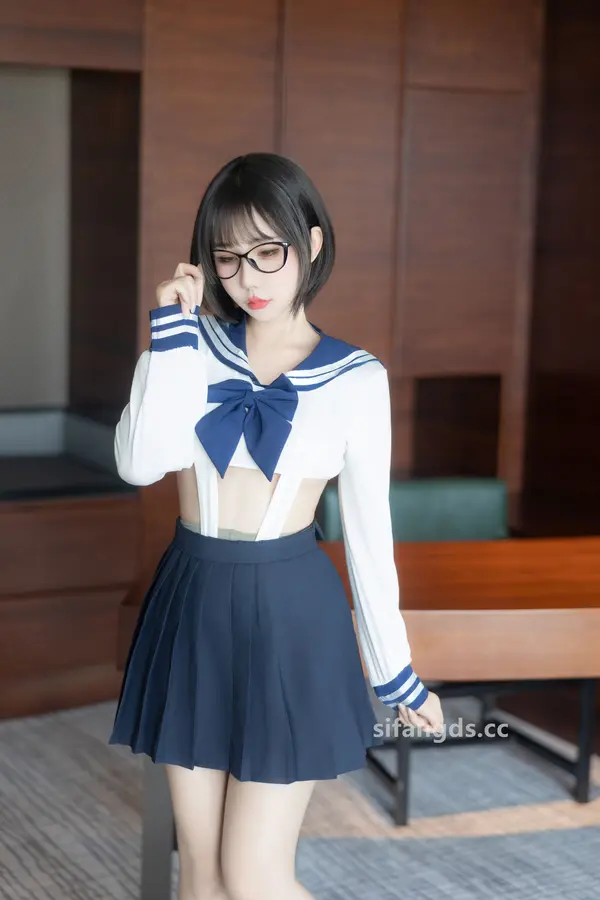 Vol. 9065 小蛮妖&波巧酱《私购流出》(116P + 2V)