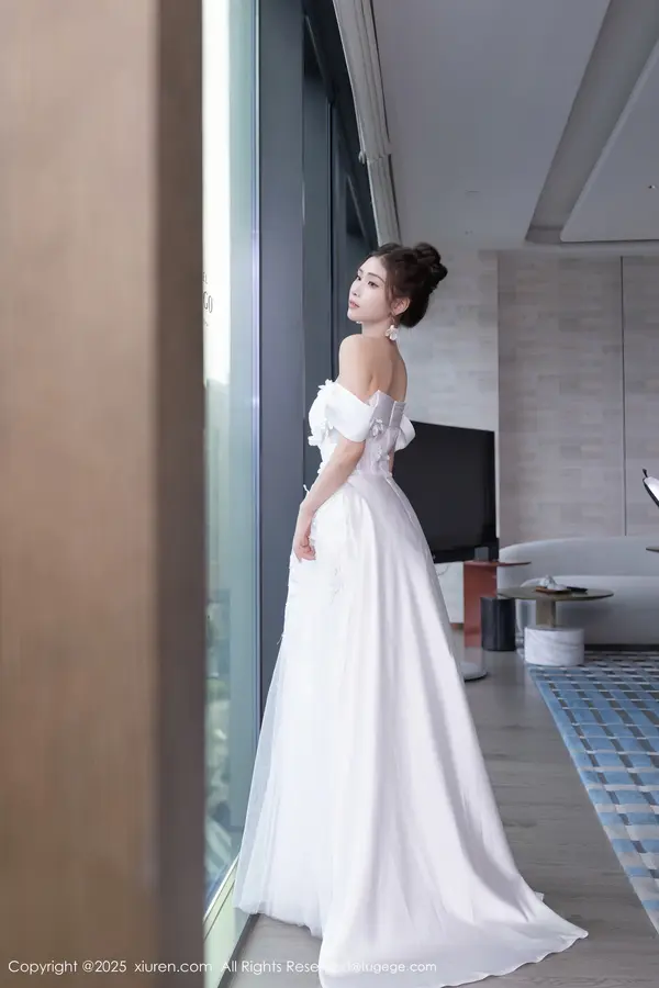Vol. 10814 刘婷婷(81P)