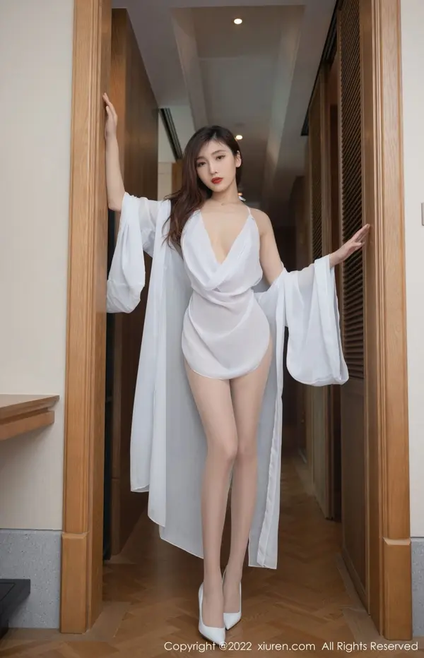Vol. 04835 陆萱萱(79P)