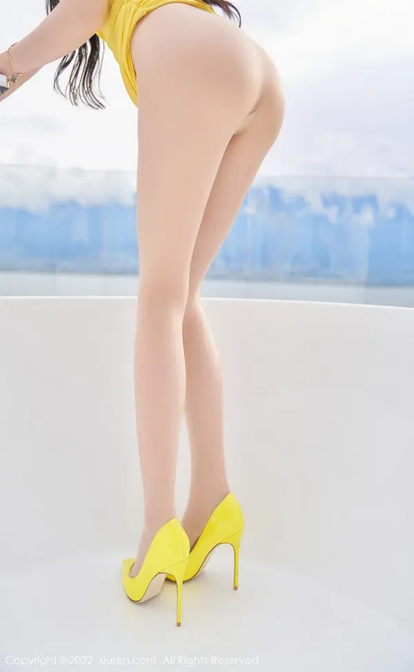 Vol. 05557 周于希Sally(71P)