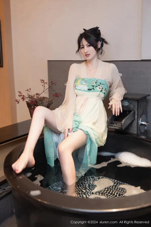 Vol. 08128 诗诗kiki(83P)