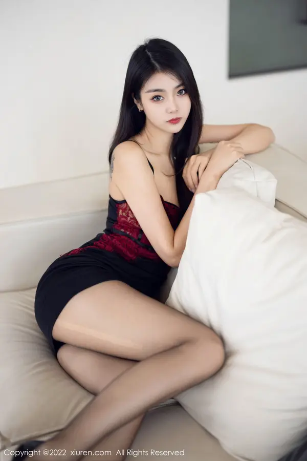 Vol. 05769 可乐Vicky(64P)