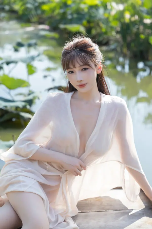 Vol. 10630 陆萱萱《私购流出》(91P)
