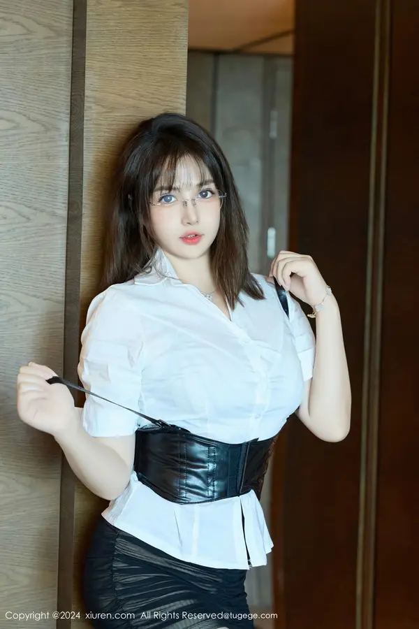 Vol. 09104 养乐多Doll(52P)