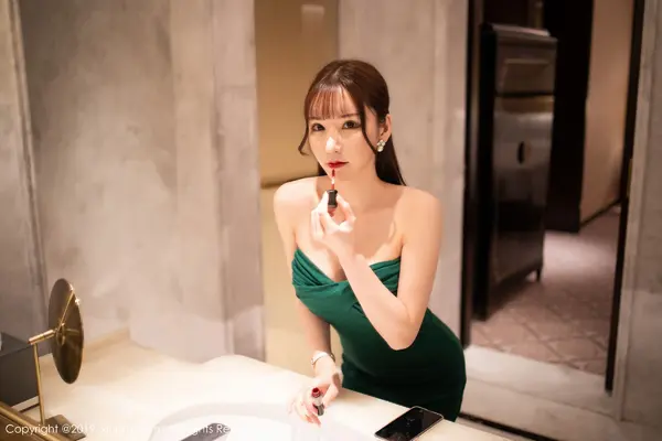 Vol. 01703 周于希Sandy(73P)