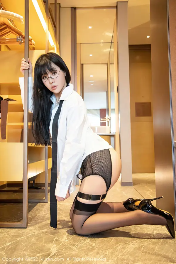 Vol. 04894 徐媛媛(50P)
