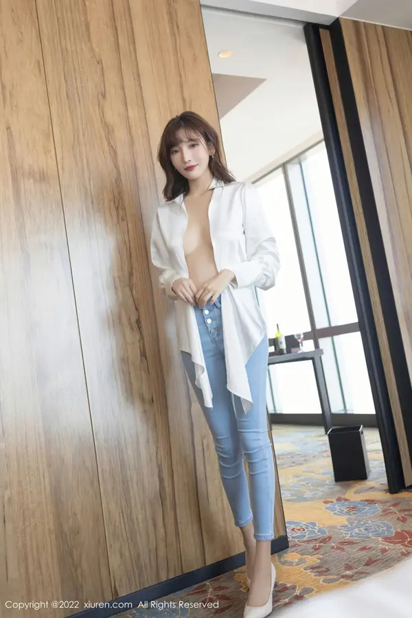 Vol. 04425 陆萱萱(81P)