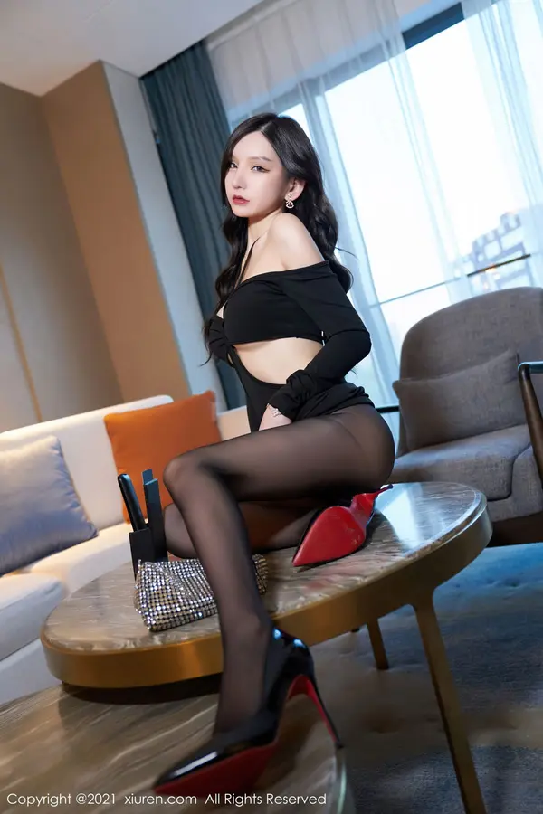 Vol. 04354 周于希(81P)