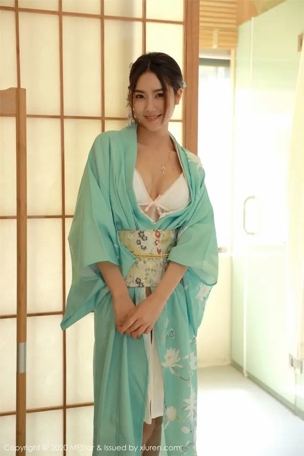 Vol. 0332 方子萱(73P)