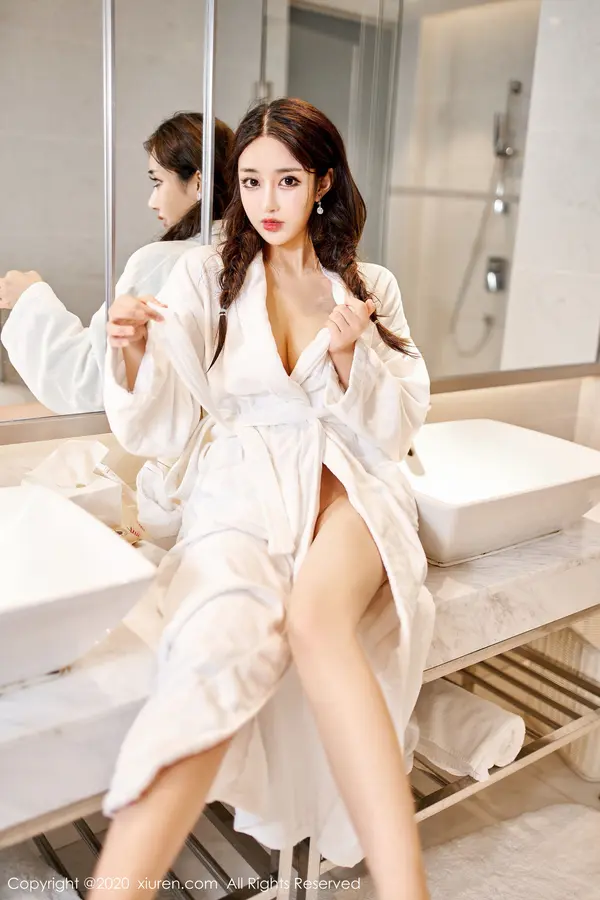 Vol. 02037 林子欣Freya(52P)