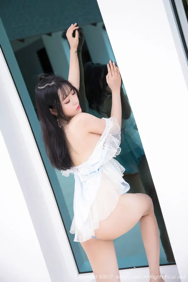 Vol. 00855 兜豆靓Youlina(49P)