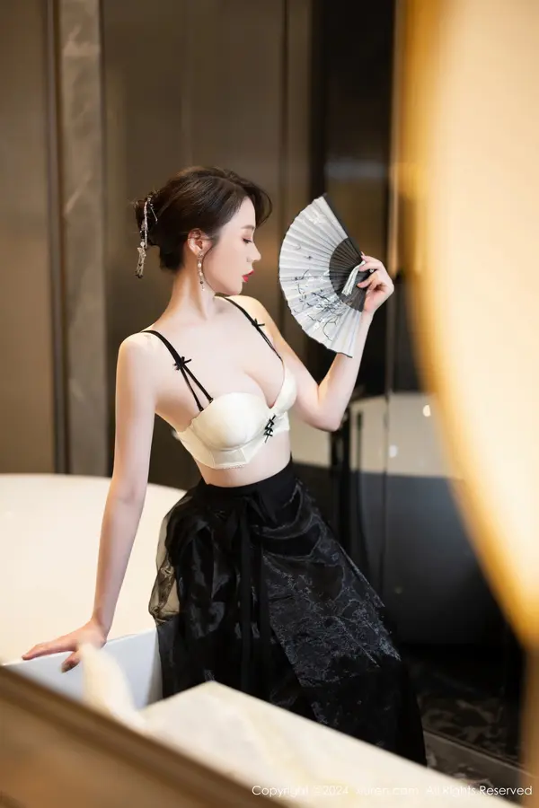 Vol. 08465 梦心玥(83P)