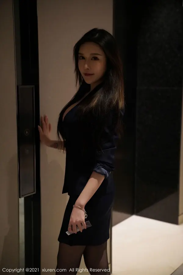 Vol. 03043 玉兔miki(81P)