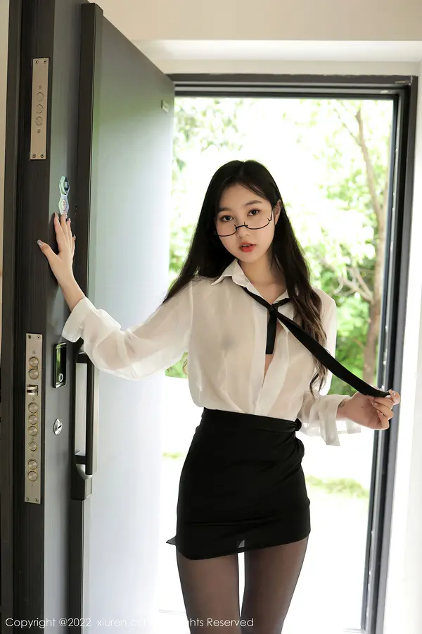 Vol. 05117 谢晚晚(84P)