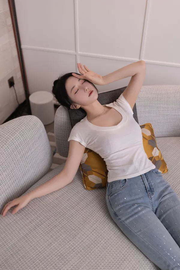 Vol. 10858 鱼子酱Fish《私购流出》(120P)
