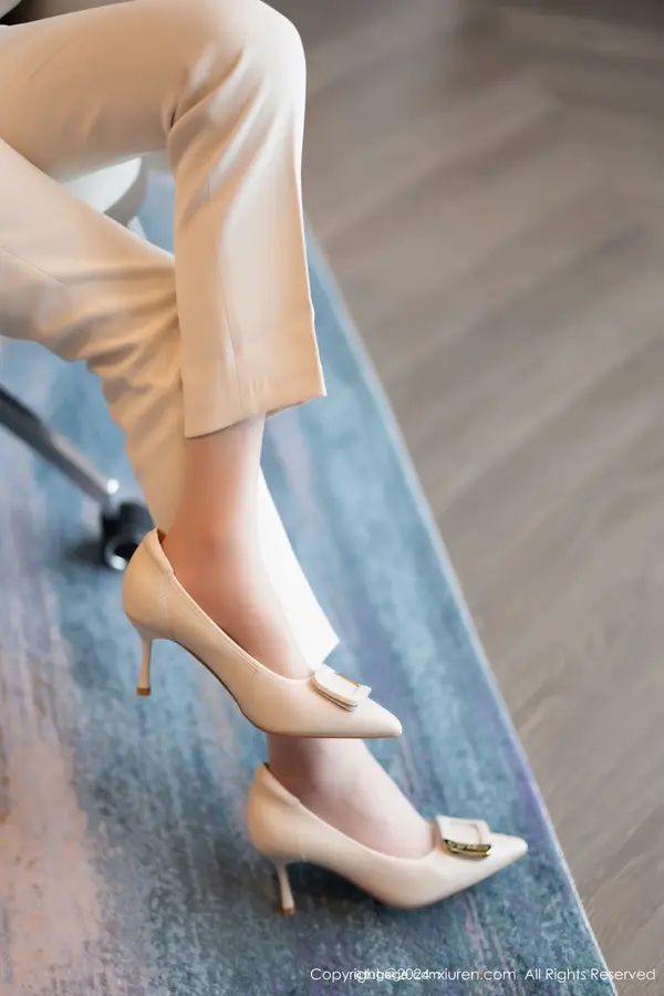 Vol. 08354 梦心玥(91P)