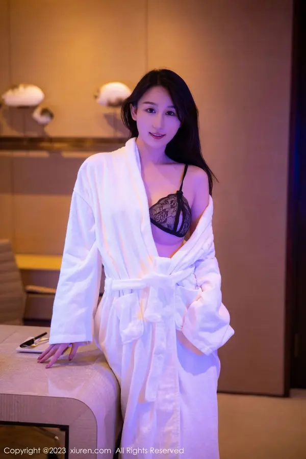 Vol. 06083 薇薇酱(85P)