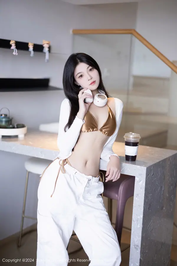 Vol. 09262 初梦瑶(84P)