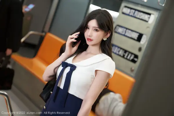 Vol. 04979 周于希Sally(81P)
