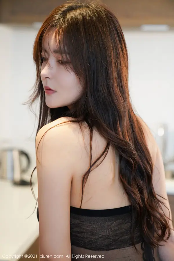 Vol. 03072 白露小猪(41P)