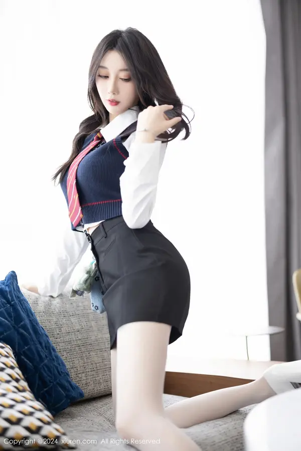 Vol. 08247 玥儿玥(83P)