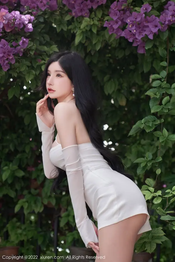 Vol. 05271 周于希Sally(90P)