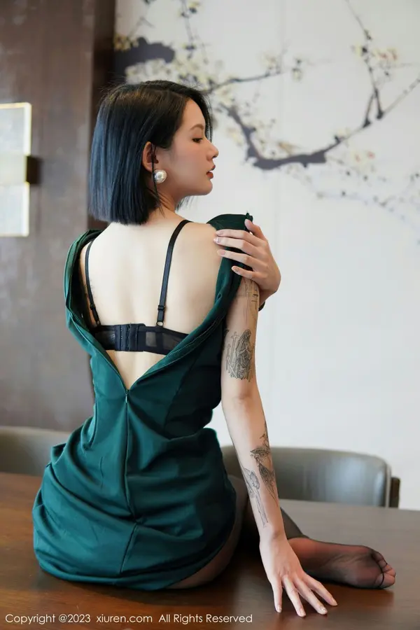 Vol. 06205 乔一一(85P)