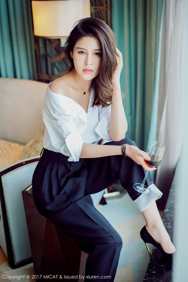 Vol. 0030 叶佳颐(45P)