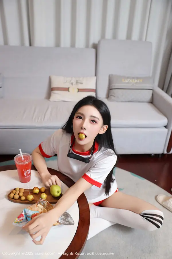Vol. 11110 许微微呀(87P)