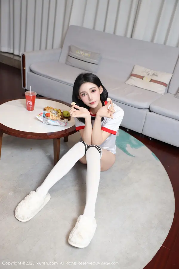 Vol. 11110 许微微呀(87P)
