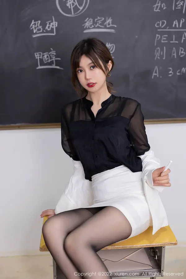 Vol. 06008 绮里嘉ula(88P)