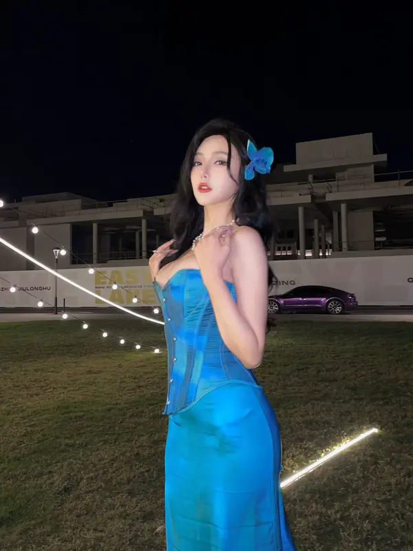 王馨瑶《私购流出》(81P + 1V)-妹子录-美女图片|美女写真 专注超高清美女图片分享网站