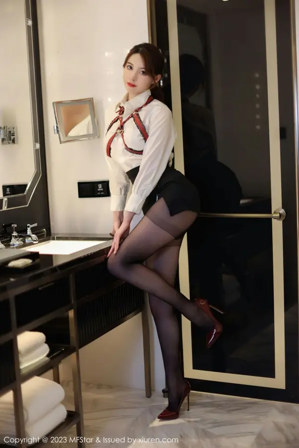 Vol. 0615 yoo优优(51P)