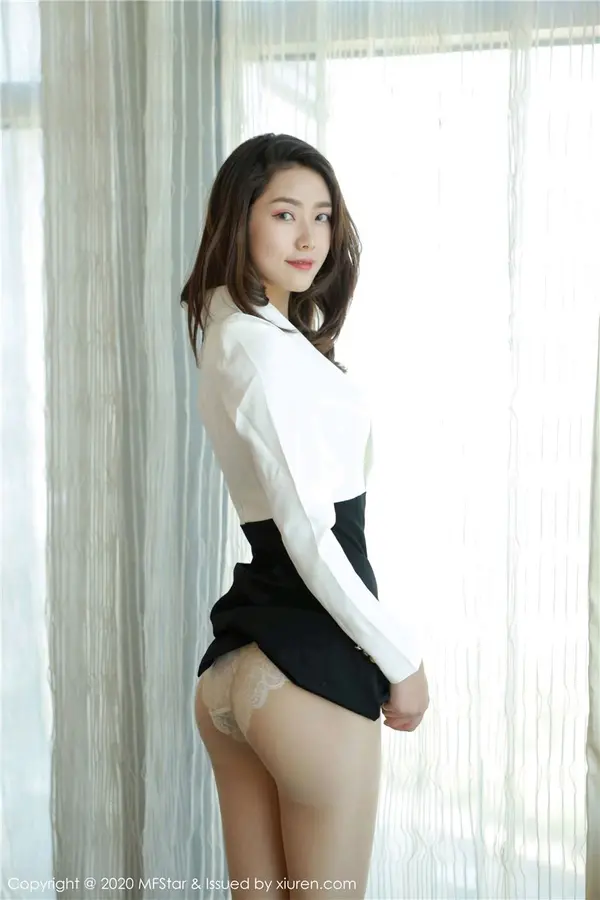 Vol. 0350 方子萱(67P)