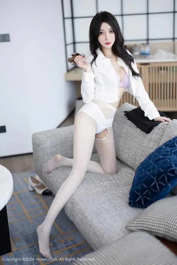 Vol. 08247 玥儿玥(83P)