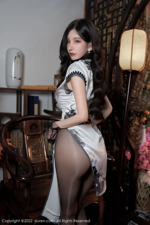 Vol. 04608 周于希Sally(77P)