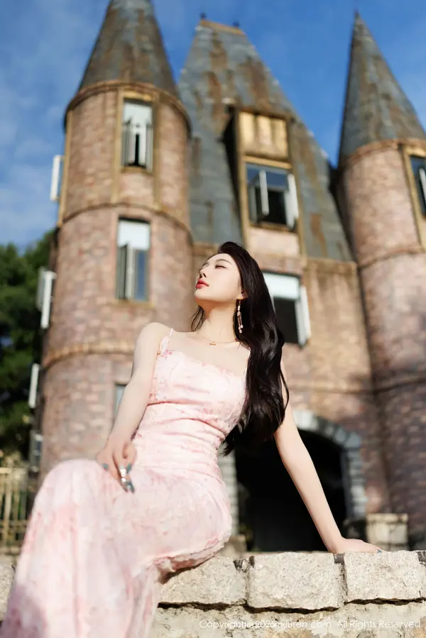 Vol. 09886 杨晨晨Yome(82P)