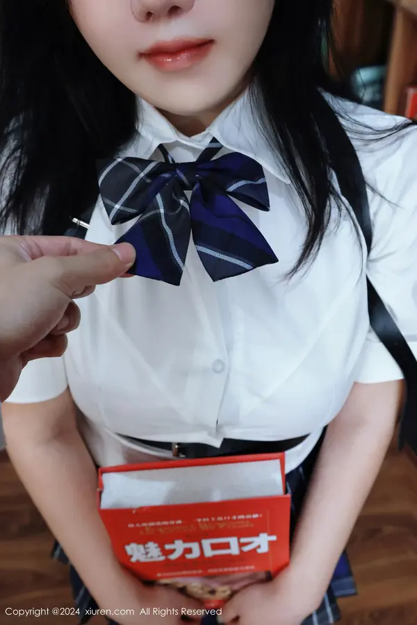 Vol. 08637 小薯条nienie(81P)