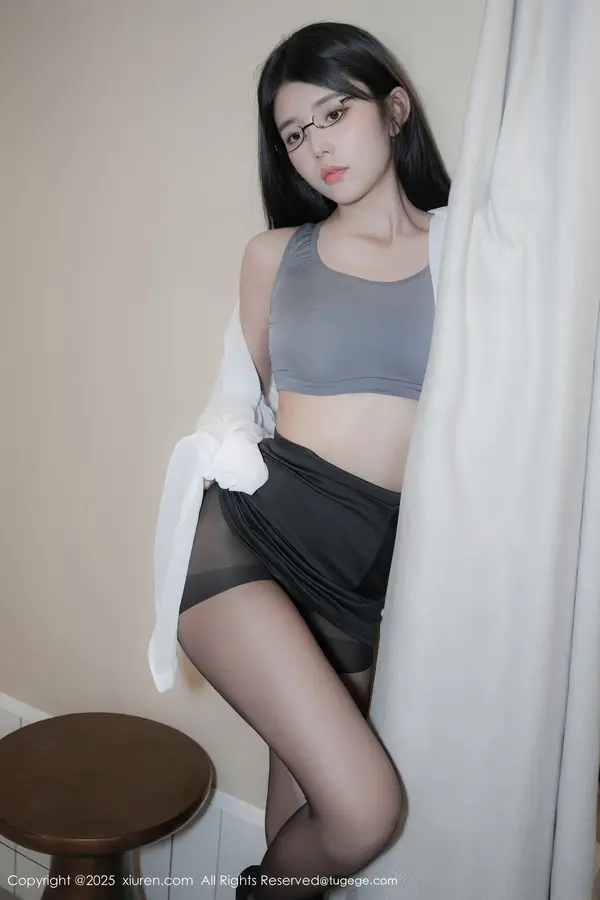 Vol. 10601 美少女@(52P)