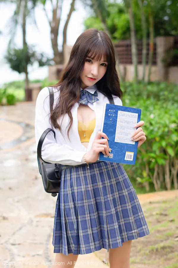 Vol. 02290 周于希Sandy(68P)