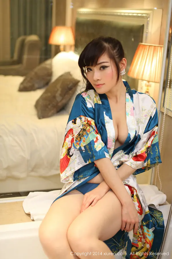 Vol. 00120 容容容Alice(58P)