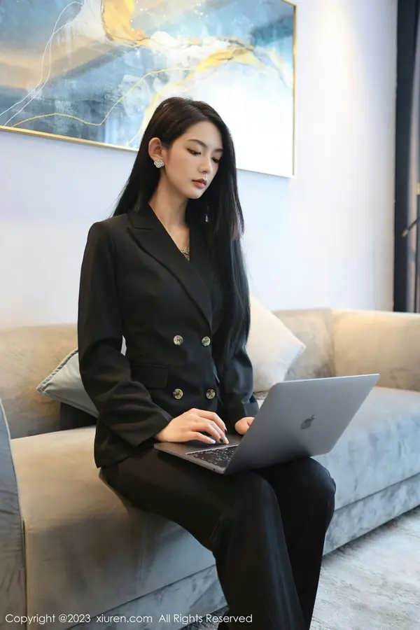 Vol. 06576 乔一一(84P)