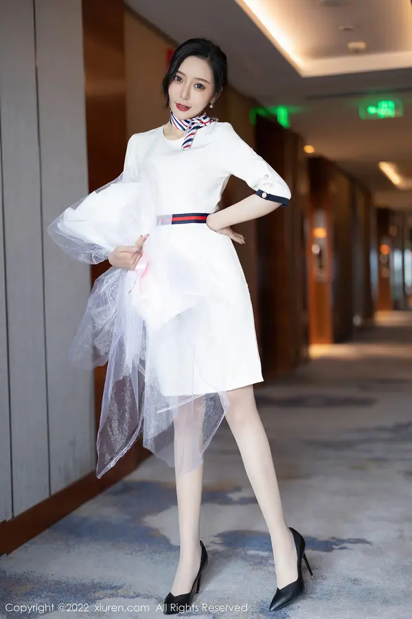 Vol. 04963 王馨瑶yanni(72P)