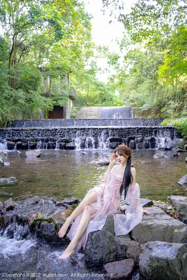 Vol. 5690 婠婠么(82P)