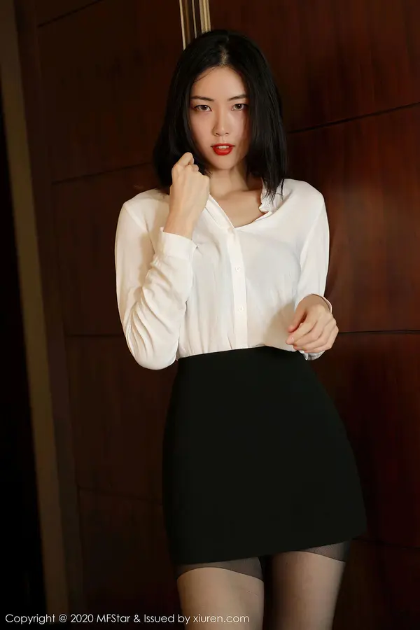 Vol. 0371 噜噜妞儿(57P)