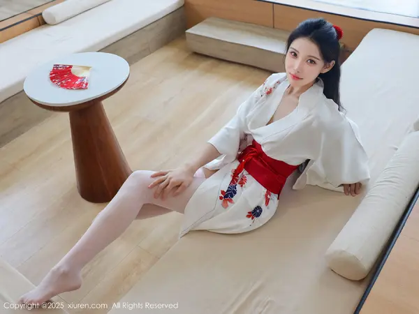 Vol. 10767 梨霜儿(84P)