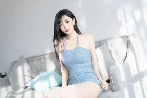Vol. 10124 樱桃小阑子(87P)