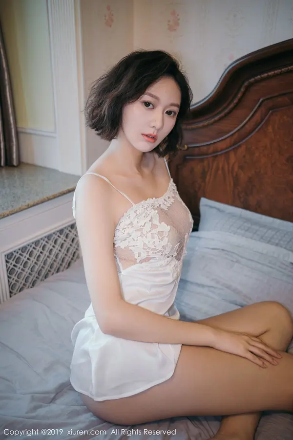Vol. 01891 艺轩(53P)